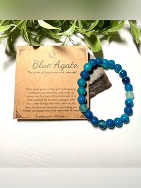 Lovely Blue Agate Beaded Stretch Bracelet
